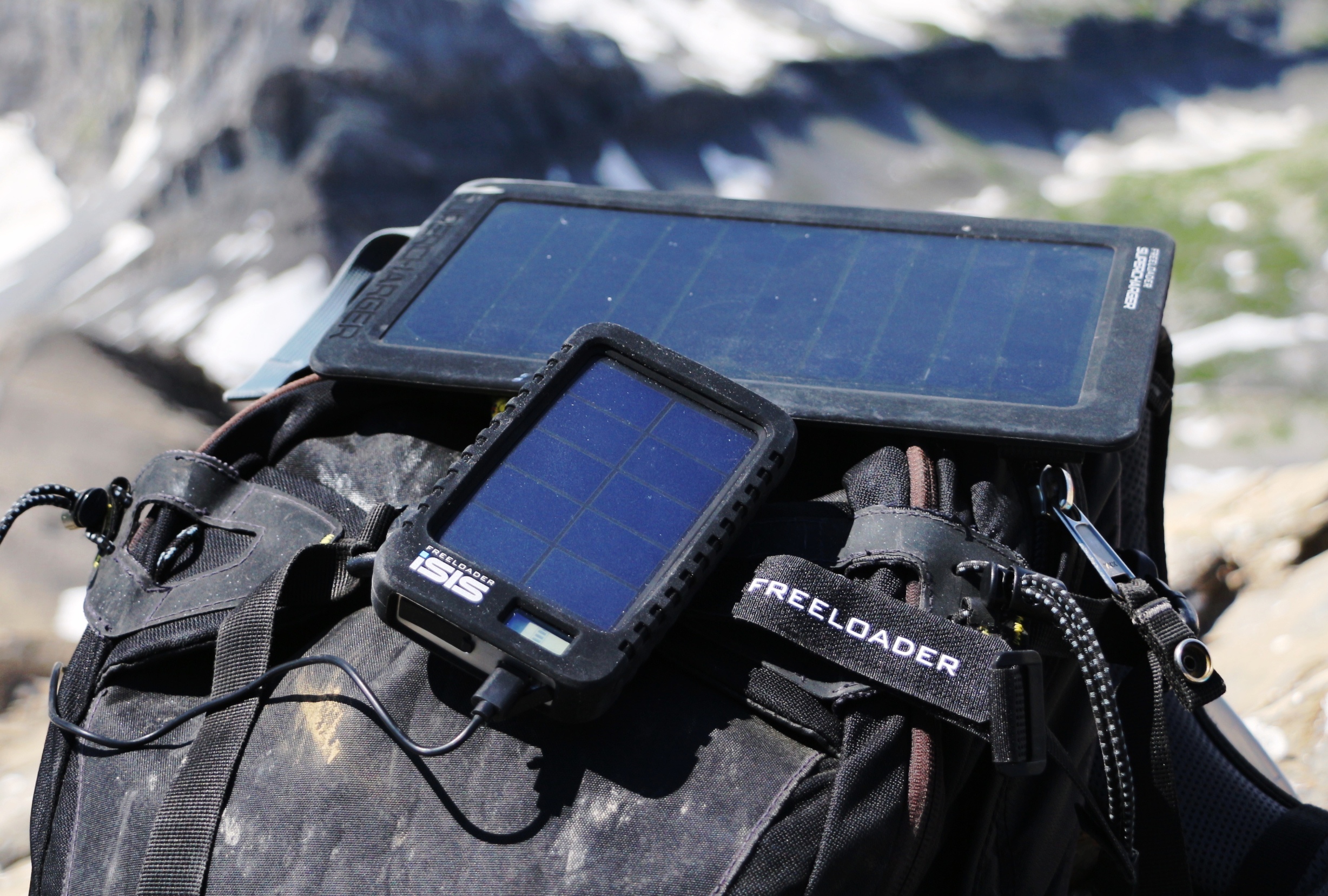 Test chargeur solaire GlobeExplorer 14W - I-Trekkings