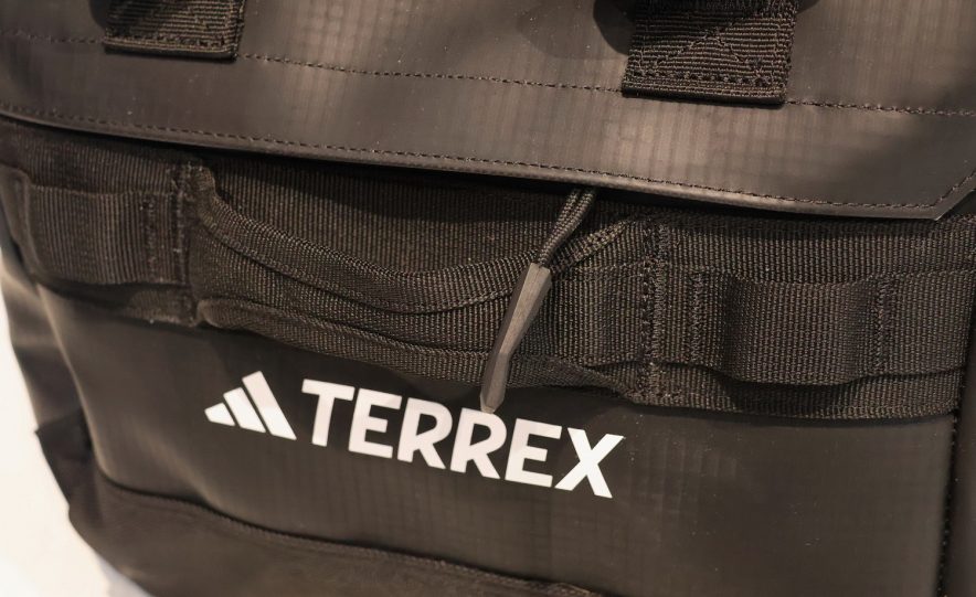 sac expedition adidas terrex poche