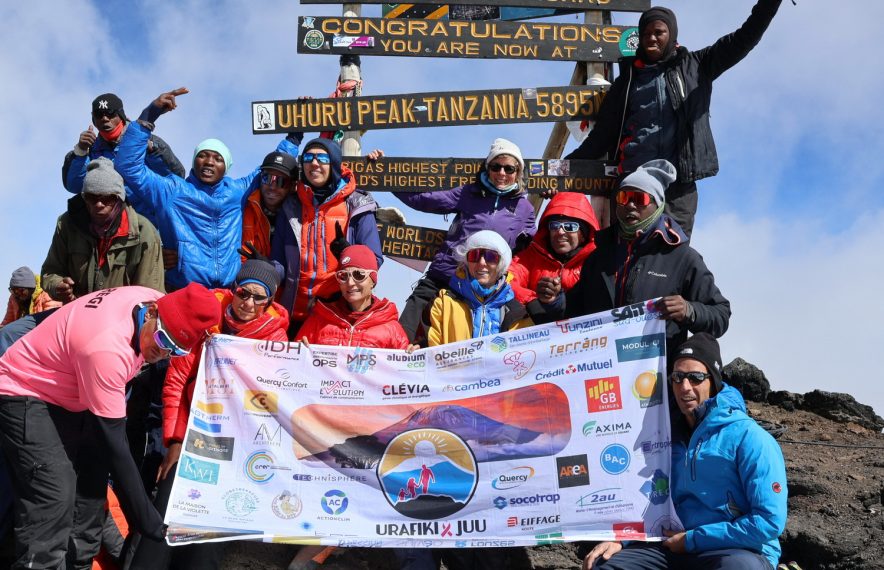 ascension du Kilimandjaro uhurupeak